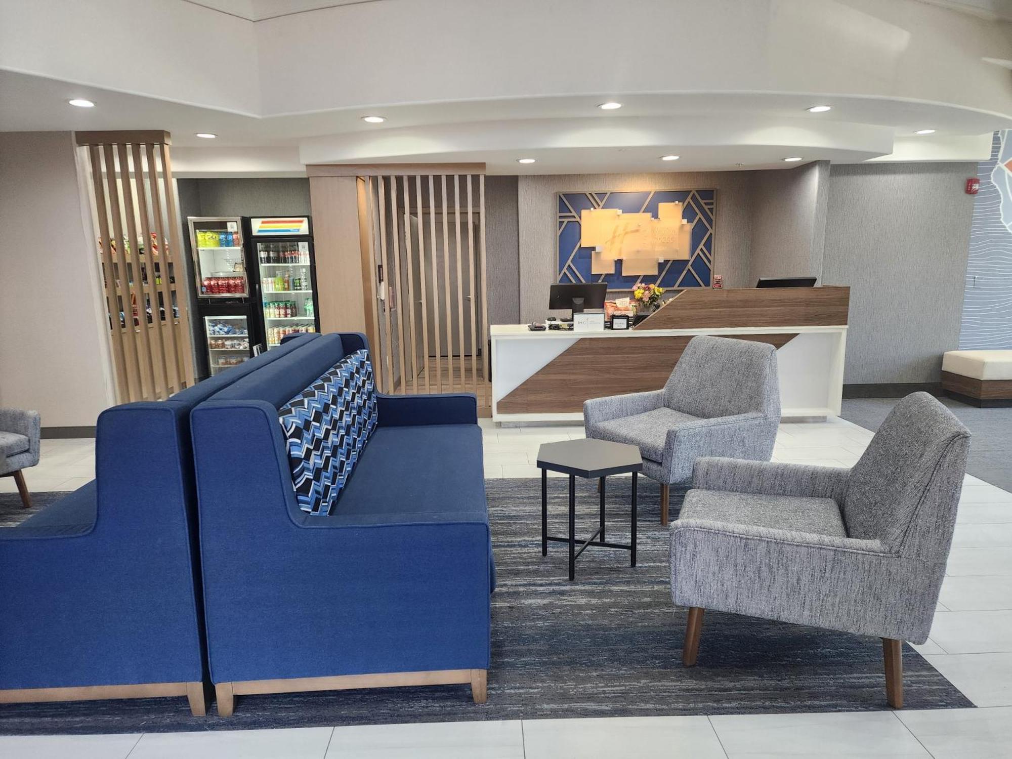 Express & By Ihg Hotel Lathrop