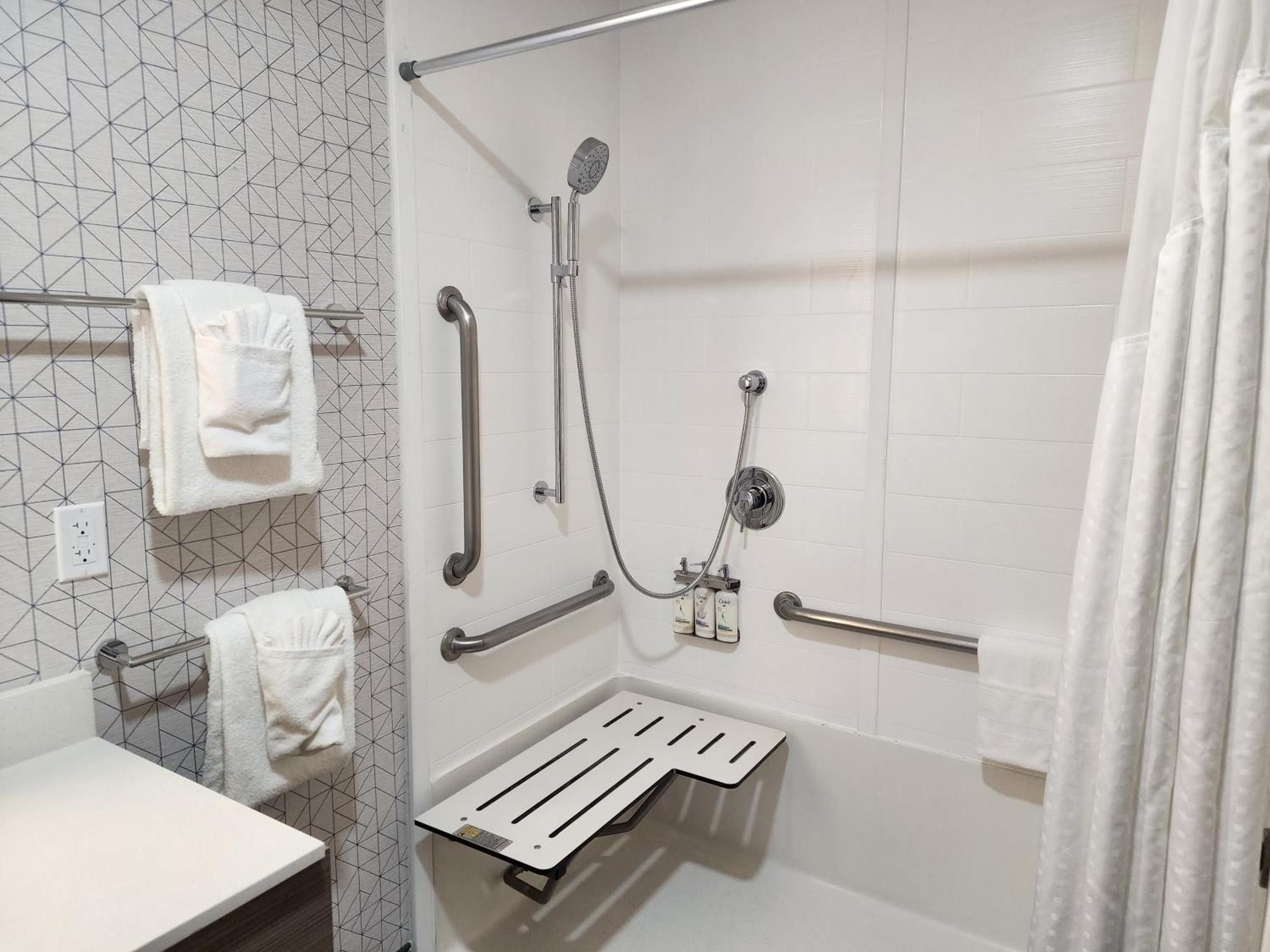Express & By Ihg